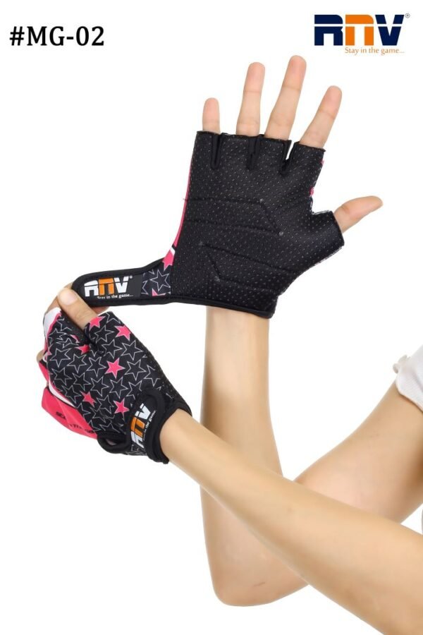 Biorganic_9772_0Y7A4323 GYM GLOVES (VENUS)