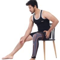 LONG KNEE SUPPORT (WITH STRAP)