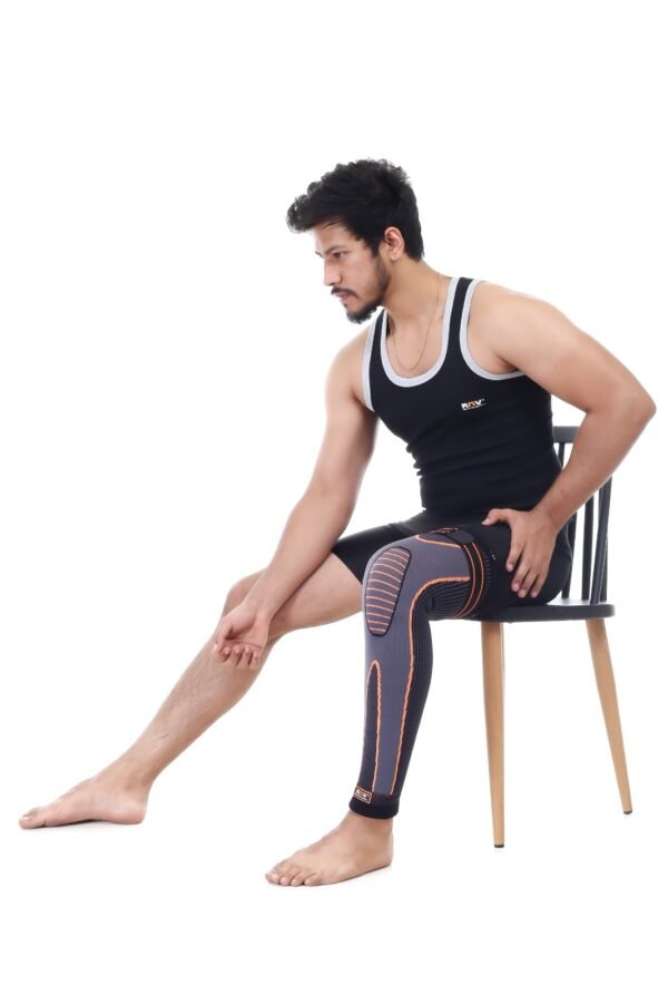 lns2 LONG KNEE SUPPORT (WITH STRAP)